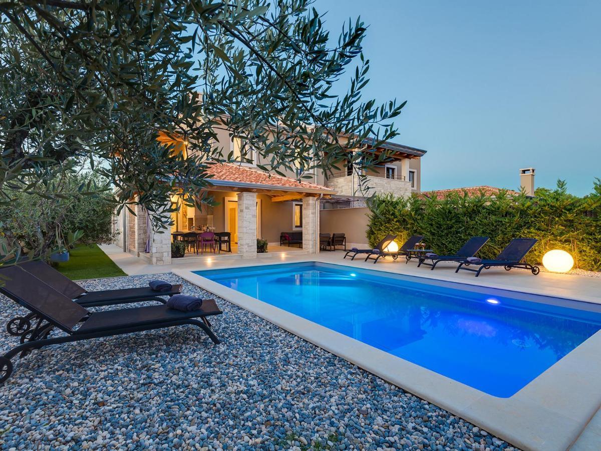 Villa Flora Vabriga Tar-Vabriga エクステリア 写真