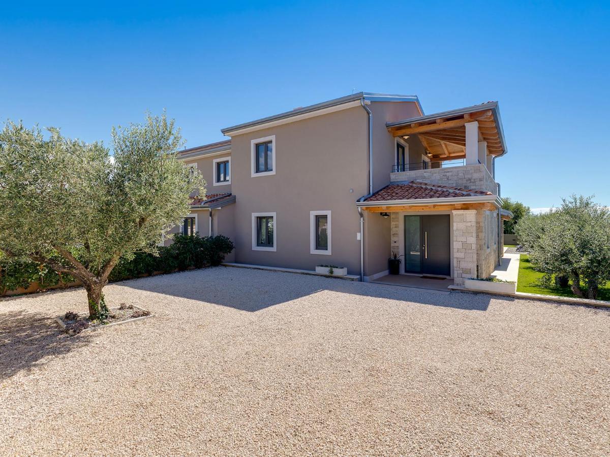 Villa Flora Vabriga Tar-Vabriga エクステリア 写真