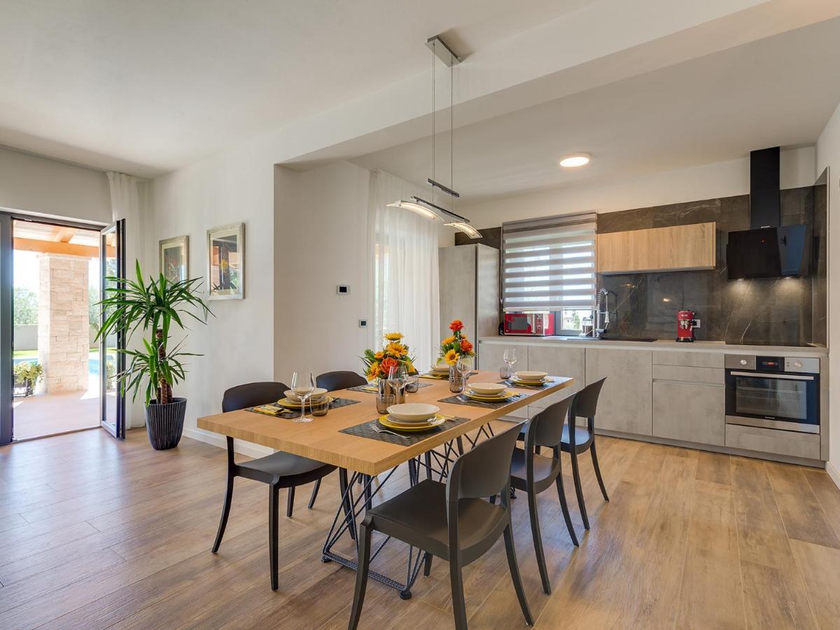 Villa Flora Vabriga Tar-Vabriga エクステリア 写真